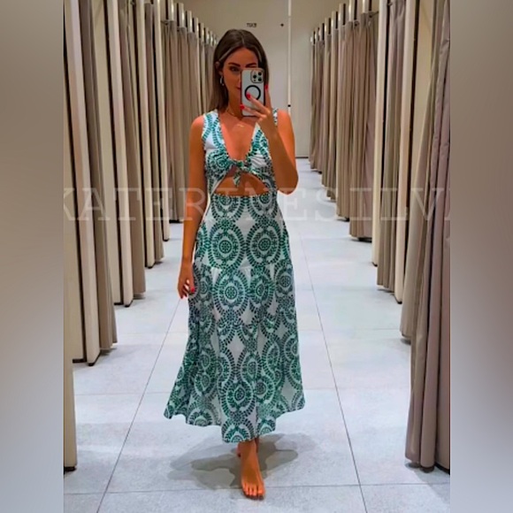 ZARA ✨VIRAL✨Perforated Knotted Embroidered Dress - Picture 12 of 15